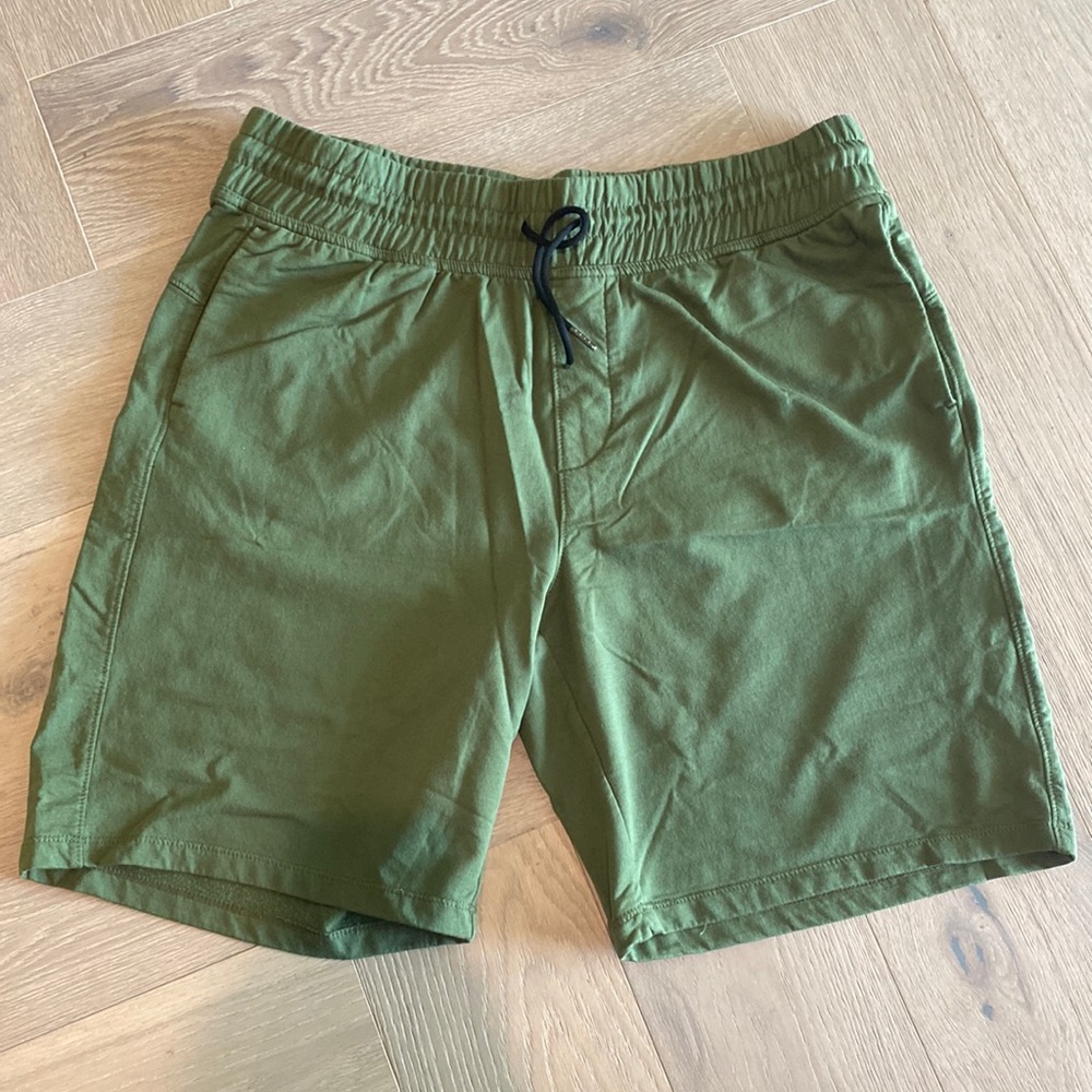Men’s Zella Green Cotton Short Size L